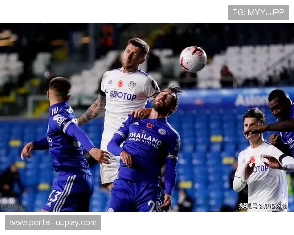 门兴少一人后防稳固,防守反击战术清晰显现 门兴少一人后防稳固,防守反击战术清晰显现